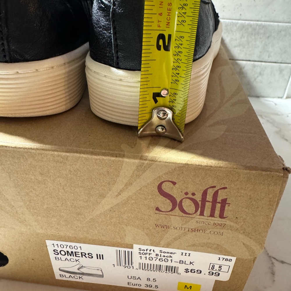 Sofft Brand Somers III SLIP-ons in Black Leather - Picture 8 of 9